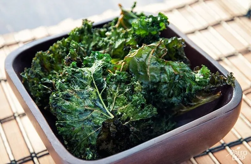 Bowl of crispy kale chips.
