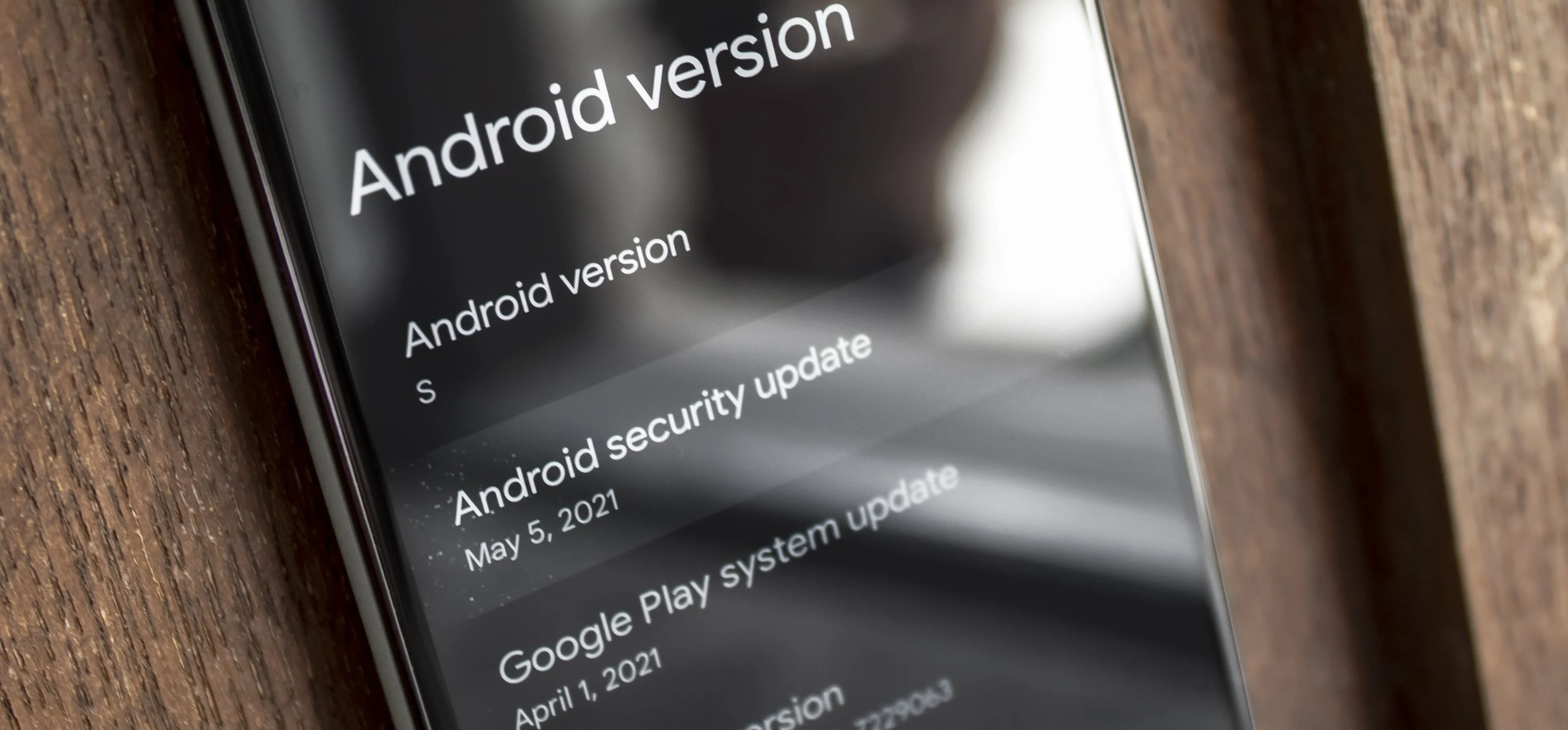 Android version and security update details displayed on a smartphone.